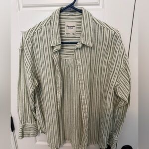 Abercrombie & Fitch Green and White Casual Button Down Shirt